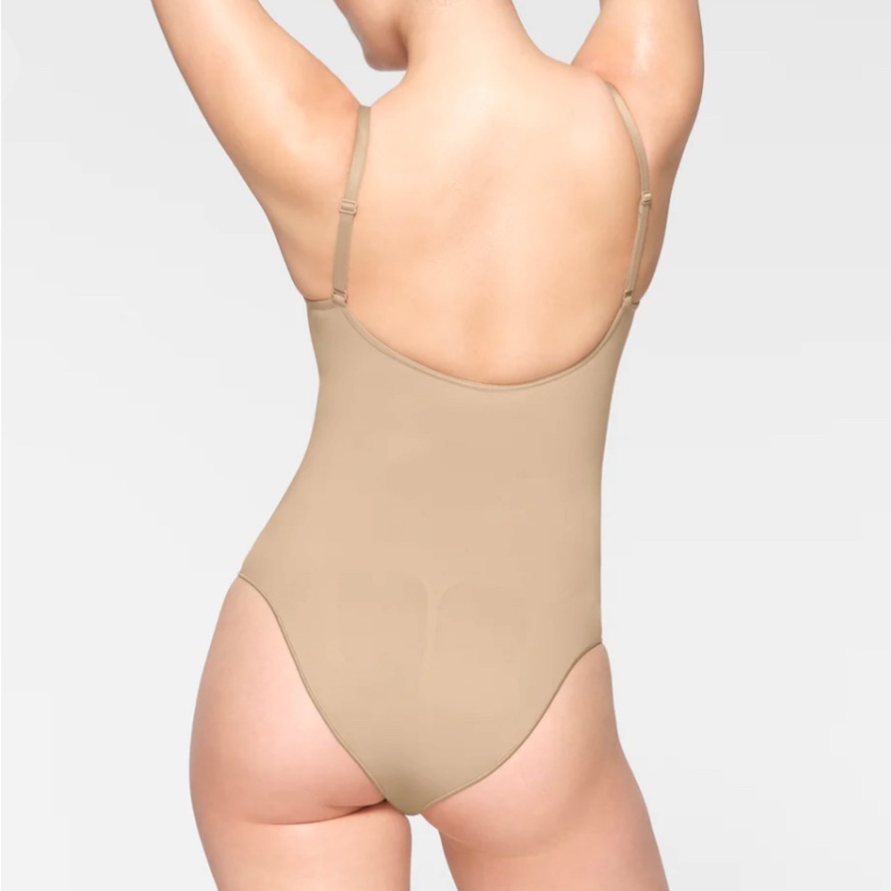 NWOT SEAMLESS SCULPT BRIEF BODYSUIT - Picture 2 of 6